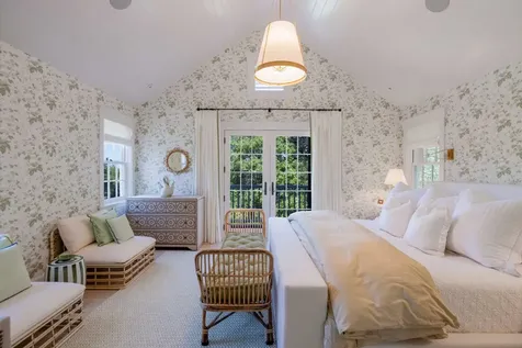 34 Brewster Road Nantucket MA 02554