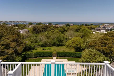 34 Brewster Road Nantucket MA 02554