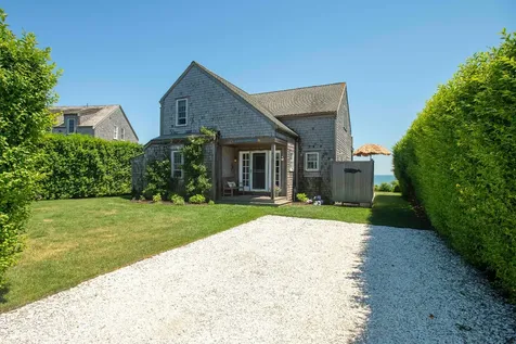 19 Wanoma Way Nantucket MA 02564