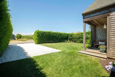 19 Wanoma Way Nantucket MA 02564