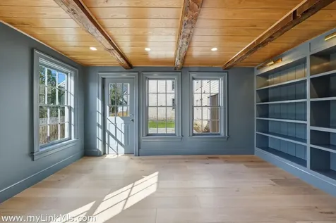 85 Orange Street Nantucket MA 02554