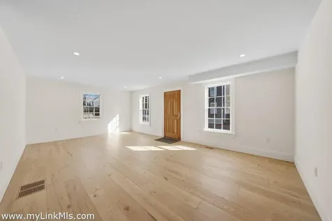 85 Orange Street Nantucket MA 02554