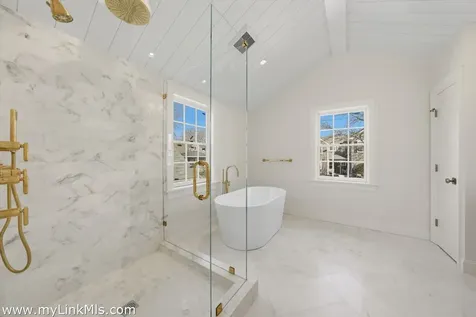 85 Orange Street Nantucket MA 02554