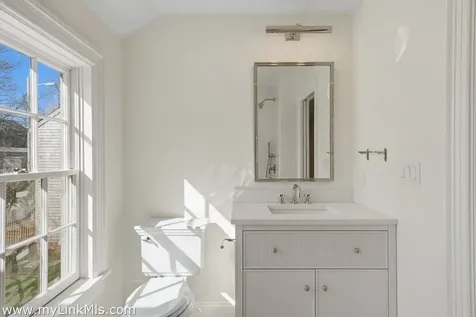 85 Orange Street Nantucket MA 02554