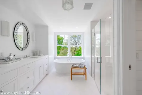256 Polpis Road Nantucket MA 02554