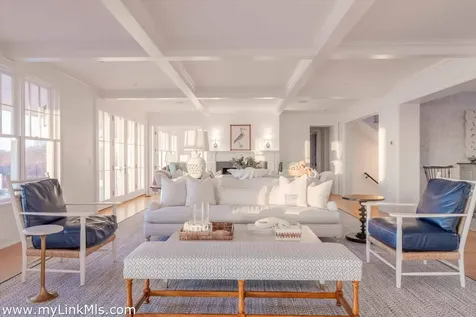 256 Polpis Road Nantucket MA 02554
