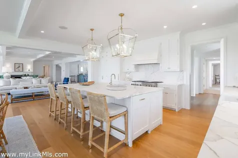 256 Polpis Road Nantucket MA 02554