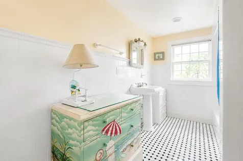 12 King Street Nantucket MA 02564