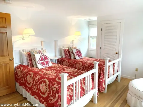 78 Baxter Road Nantucket MA 02564