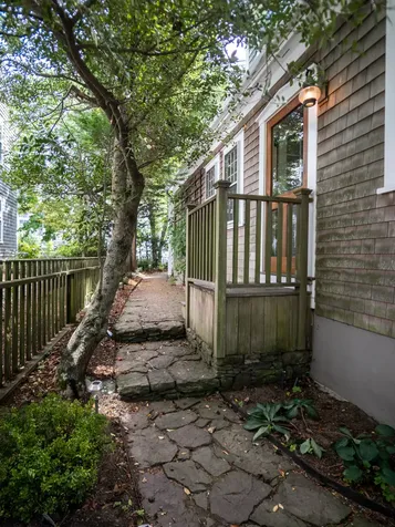 33 Pine Street Nantucket MA 02554
