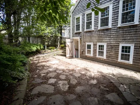 33 Pine Street Nantucket MA 02554