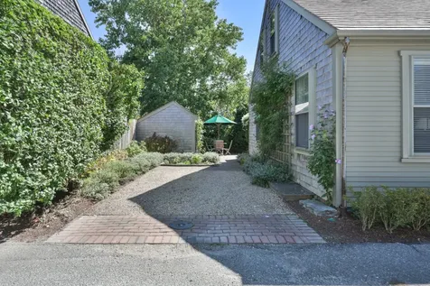 6 Eagle Lane Nantucket MA 02554