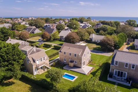 8 Sconset Avenue Nantucket MA 02564
