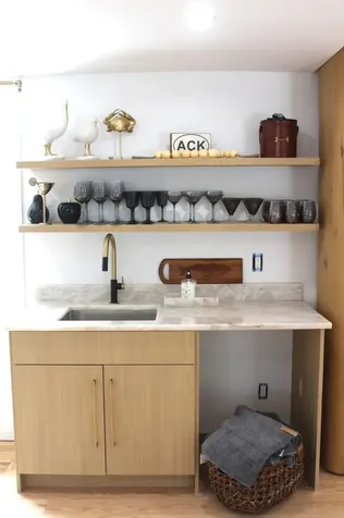 33 Bartlett Road Nantucket MA 02554