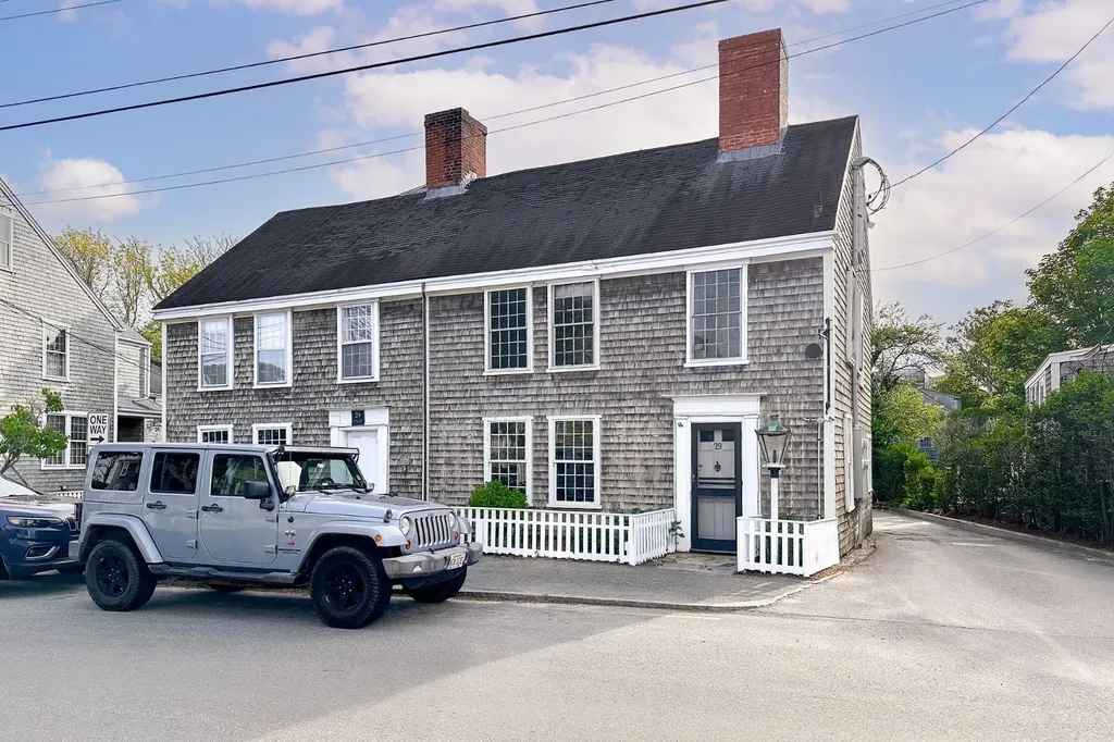 29 Fair Street Nantucket MA 02554