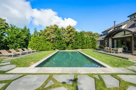 59 South Shore Road & 14/14r Tripp Drive Nantucket MA 02554