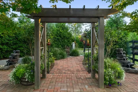 59 South Shore Road & 14/14r Tripp Drive Nantucket MA 02554