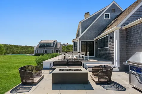 174 Cliff Road Nantucket MA 02554