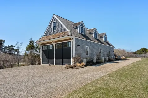 174 Cliff Road Nantucket MA 02554