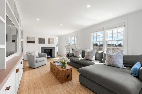 174 Cliff Road Nantucket MA 02554