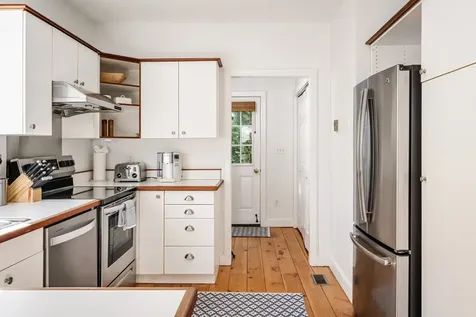 30 Washaman Avenue Nantucket MA 02554