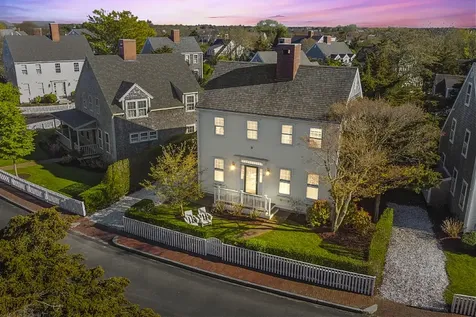 30 Washaman Avenue Nantucket MA 02554
