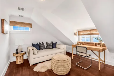 36 Easton Street Nantucket MA 02554