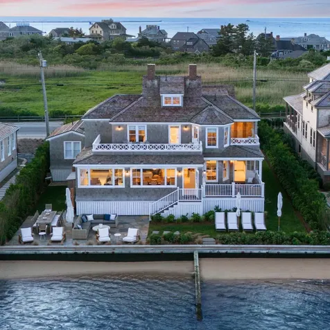 36 Easton Street Nantucket MA 02554