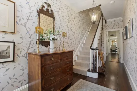 19 Orange Street Nantucket MA 02554