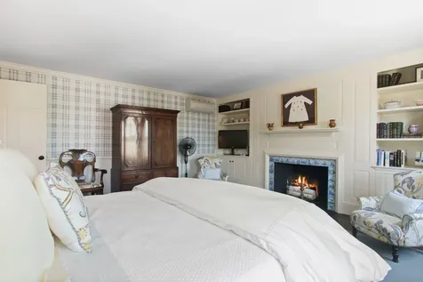 19 Orange Street Nantucket MA 02554