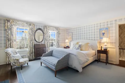 19 Orange Street Nantucket MA 02554