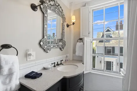 19 Orange Street Nantucket MA 02554