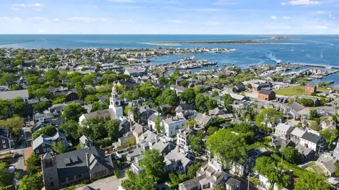 19 Orange Street Nantucket MA 02554