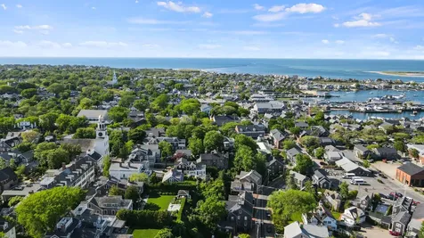 19 Orange Street Nantucket MA 02554