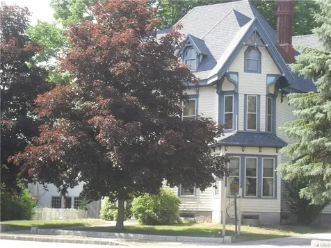 42 Pleasant Street Brunswick ME 04011