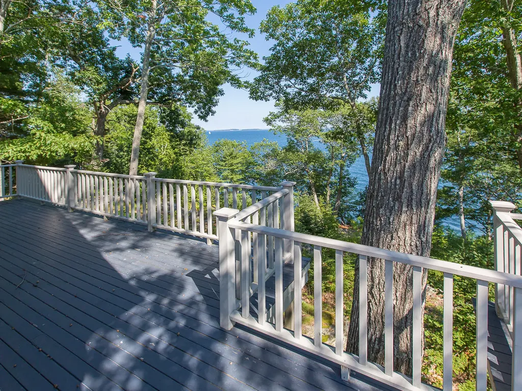 256 Bay View Street Camden ME 04843