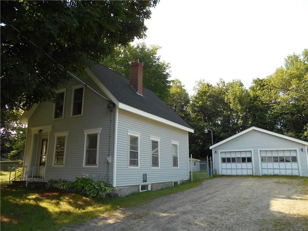 19 E Side Drive Verona Island ME 04416