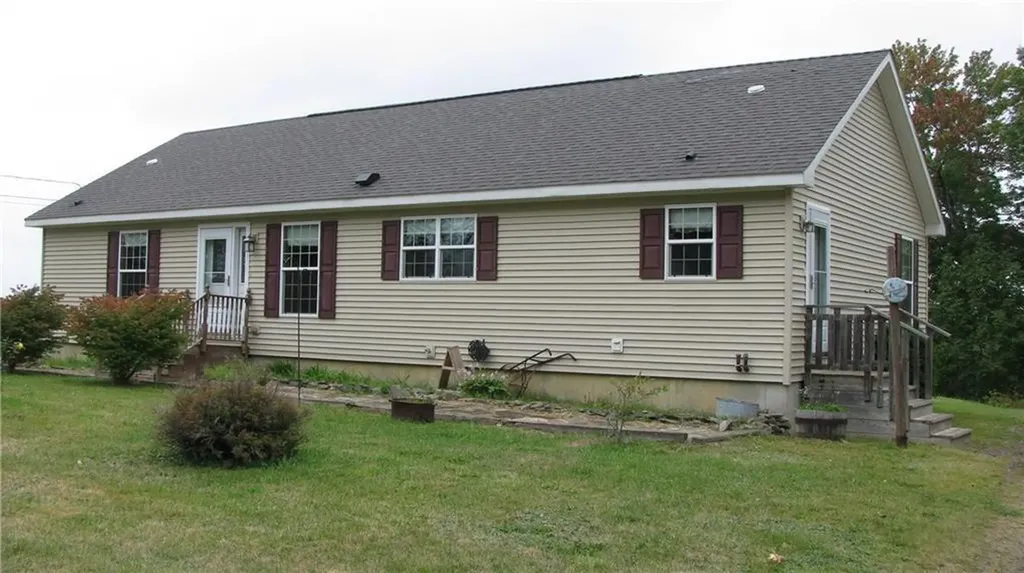 542 Mills Road Whitefield ME 04353