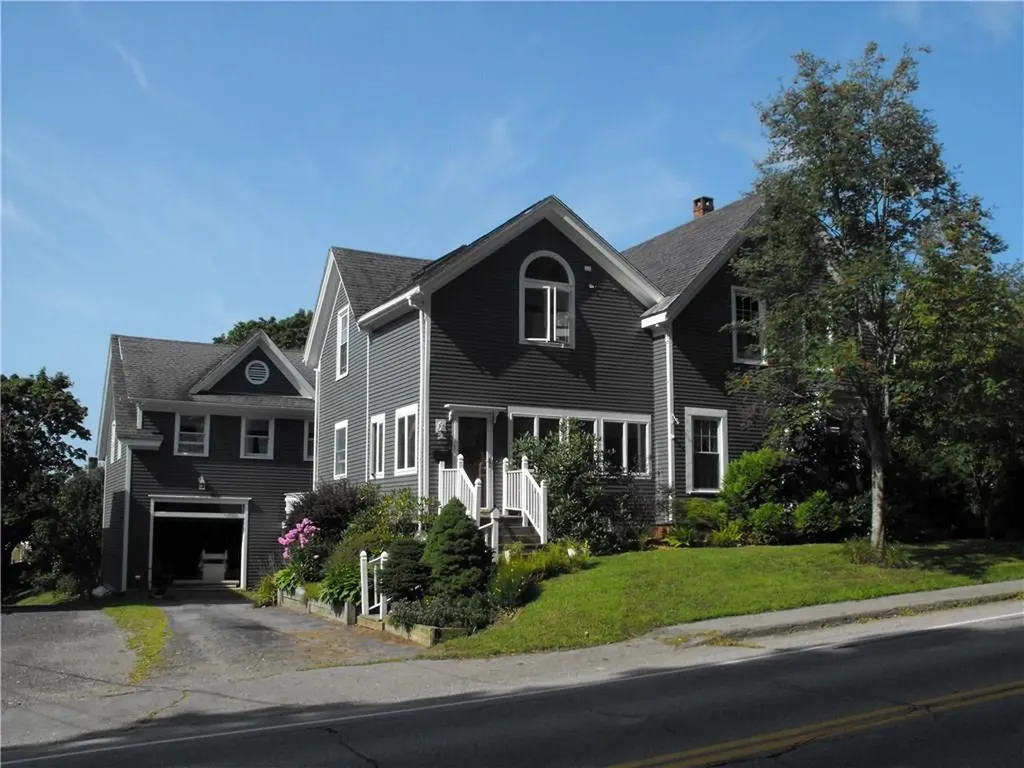 54 Mountain Street Camden ME 04843