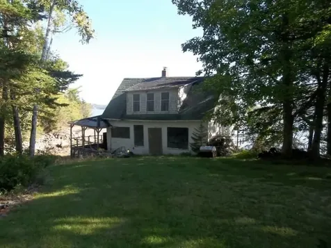 12 Dochet Lane Robbinston ME 04671