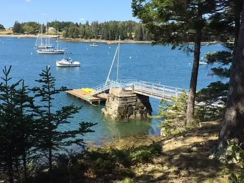 33 Crabtree Point Road North Haven ME 04853