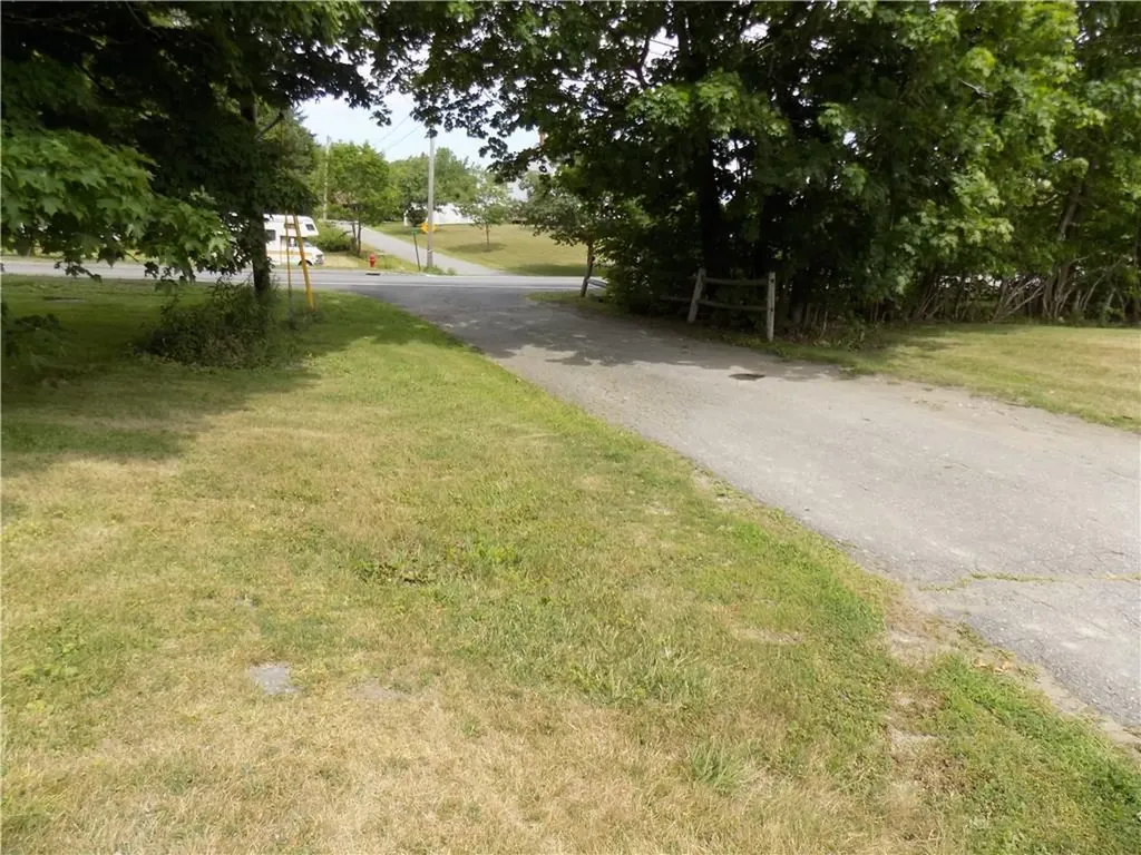 8 Main Street Thomaston ME 04861