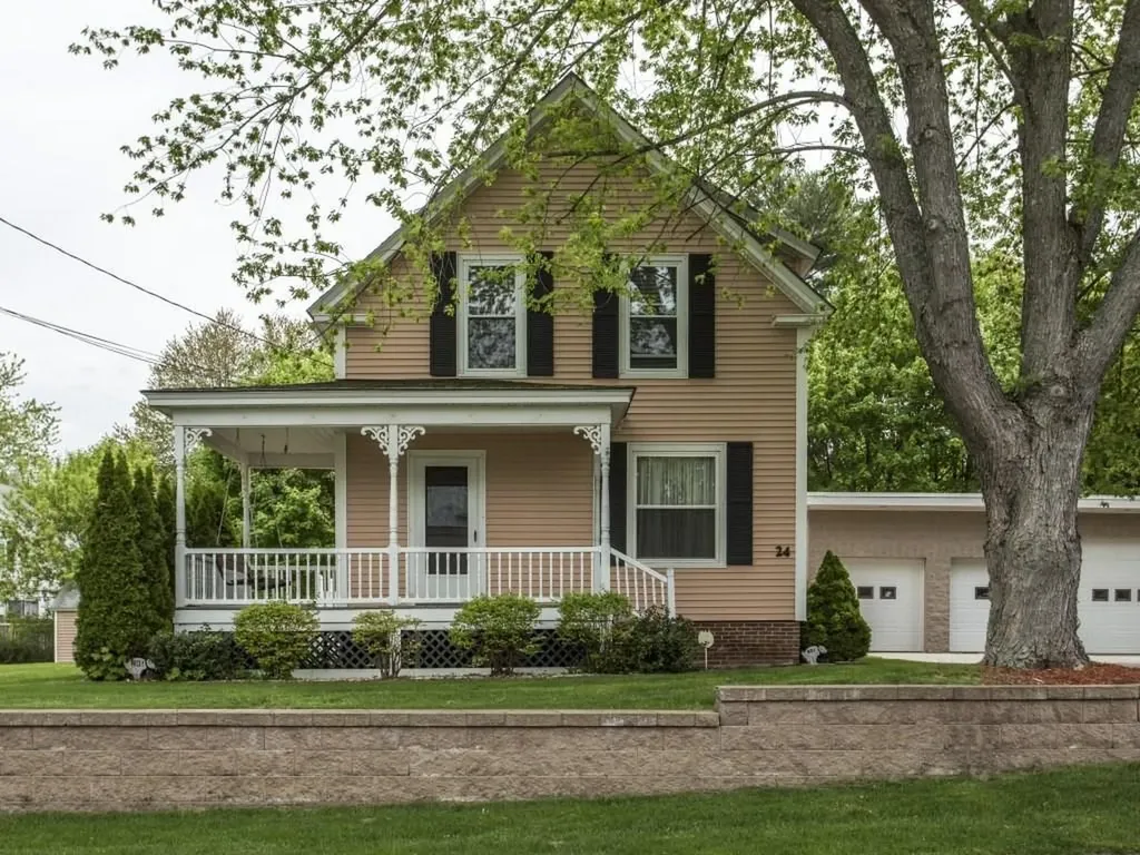 24 Fulton Street Auburn ME 04210
