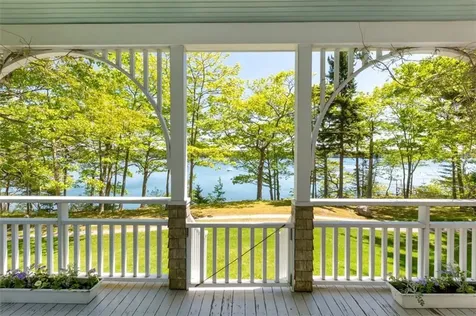 12 Eastern Shore Road Brunswick ME 04011