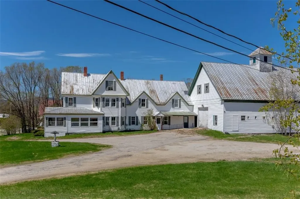 921 Valley Road Waterford ME 04088