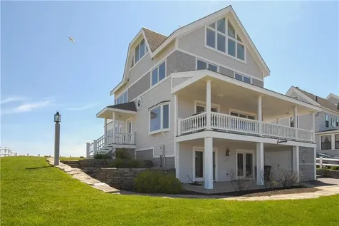 206 Webhannet Drive Wells ME 04090
