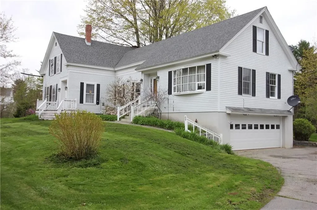 69 Skillings Corner Road Auburn ME 04210