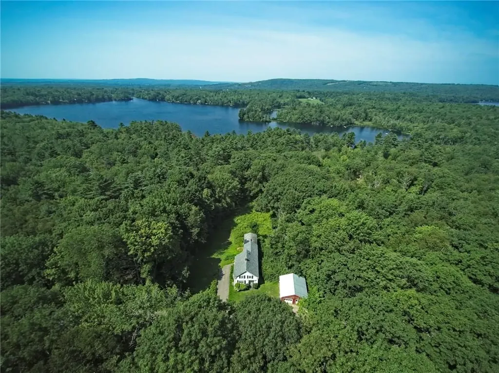102 Alford Lake Road Hope ME 04847