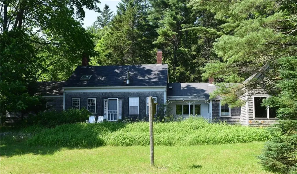 24 Berry Cove Road Lamoine ME 04605