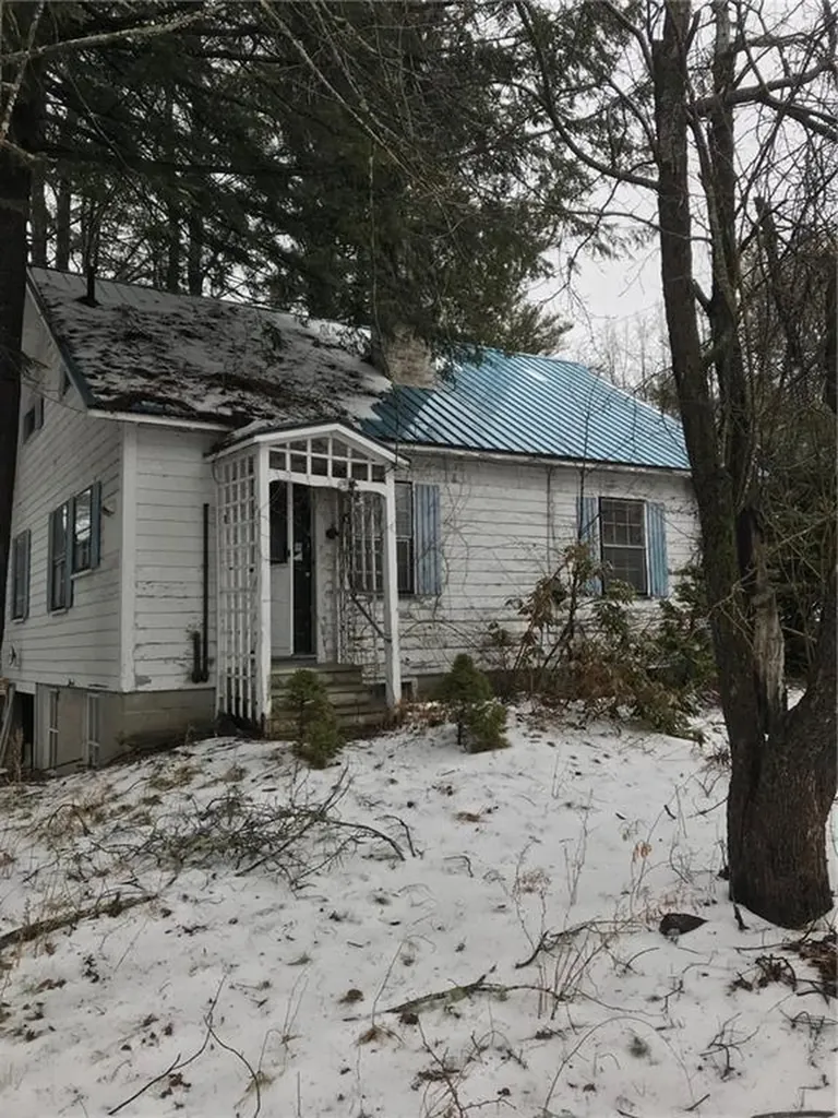 44 Mayville Road Bethel ME 04217